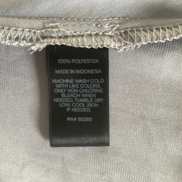 Express Ruffle Top with Banded Bottom - Picture 5 of 6